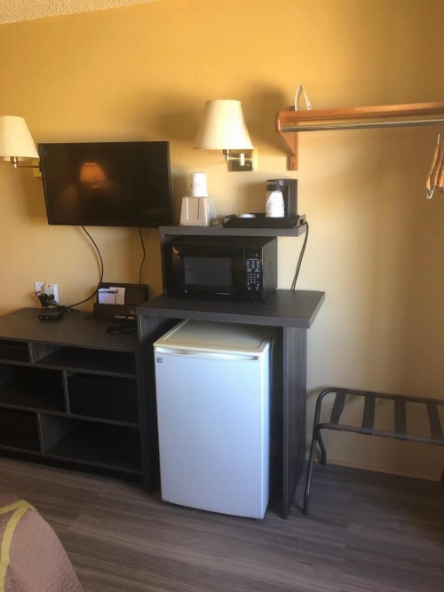 Super 8 by Wyndham Florence Canon City A image 22