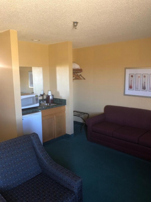 Super 8 by Wyndham Florence Canon City A image 5