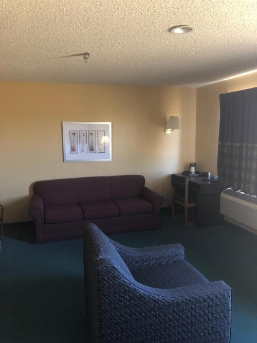 Super 8 by Wyndham Florence Canon City A image 6